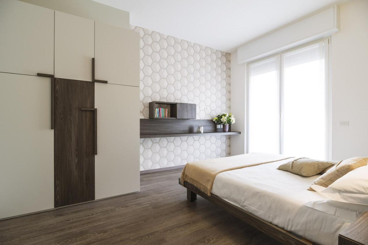Contempora - Cavallotti 13 - A63 * Milano